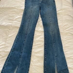 Hidden Los Angeles Women's Happi Flare Jean with Front Slit, Medium Wash Size 26